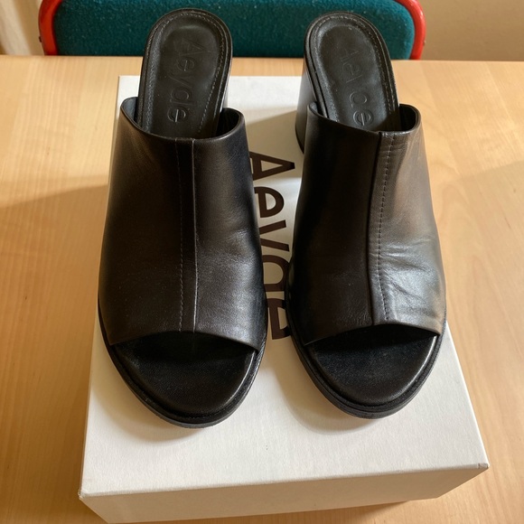 Aeyde Amanda heeled mule in black nappa leather - Picture 2 of 5